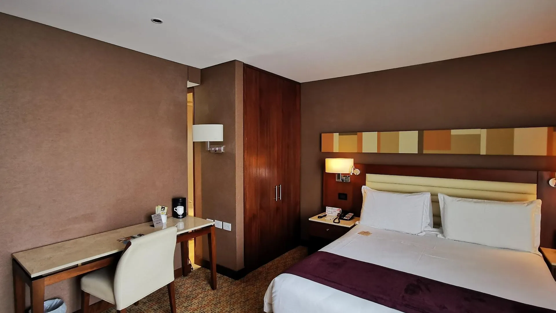 Mercure Bogota Calle 100 Hotel
